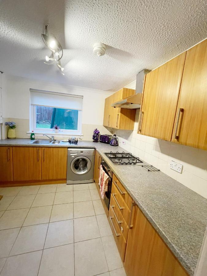 Cozy Nights Svp Detached House Villa Glasgow Exterior photo